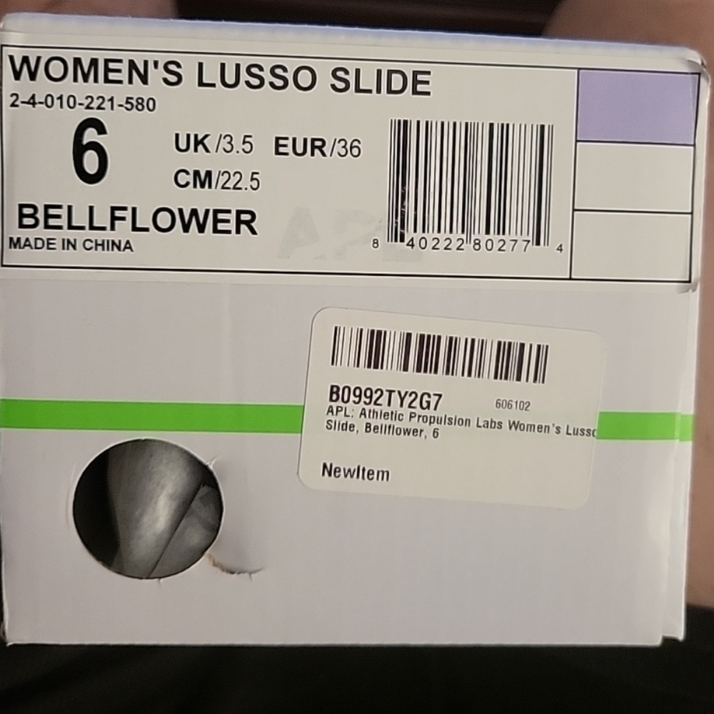 APL: Athletic Propulsion Labs Women's Lusso Slide, Bellflower, size 6 - Picture 8 of 8